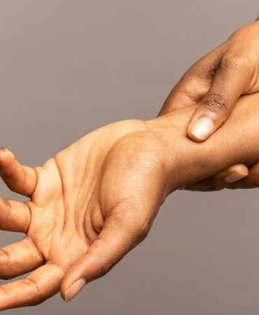 goz-ardi-edilmemesi-gereken-25-hastalik-belirtisi-6e5ab9e3acf063a5fec2fe61d82ca5b9