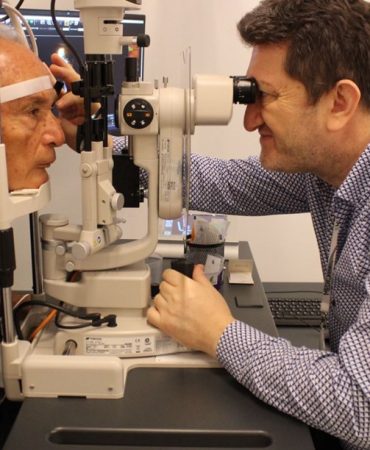 iki-gun-boyunca-gozunde-sinek-larvasi-ile-yasadi-556eeeeb1e2bac5a5e177a6d88cbfc36